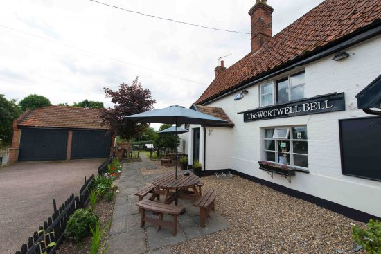 NORFOLK PUB BECOMES THE FIRST COMMUNITY HUB TO GET MOBILE COVERAGE ON VODAFONE’S NEW RURAL PROGRAMME